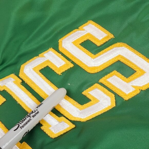 Boston Celtics Satin Green Starter Bomber Jacket - Mens Medium - Vintage 80s/90s - Picture 3 of 9